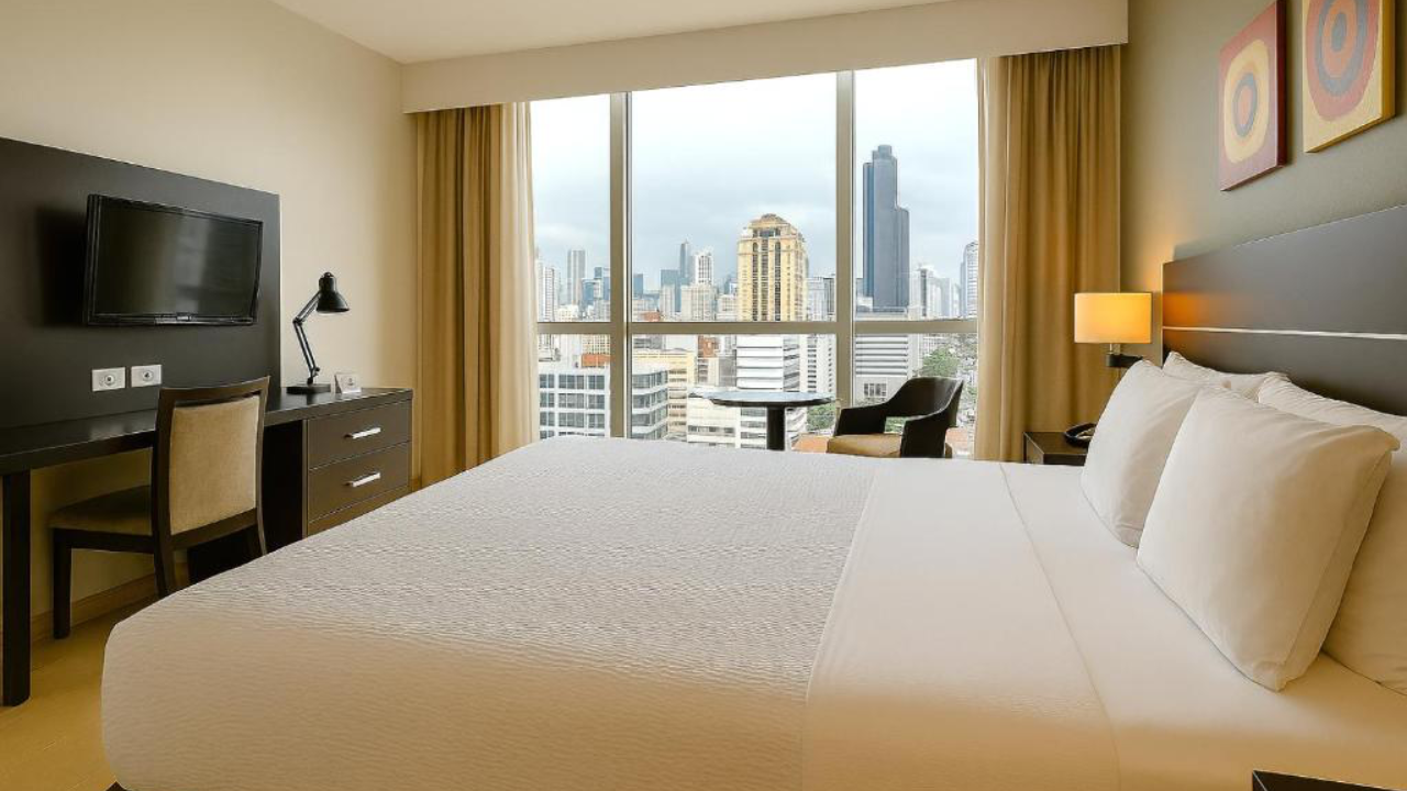 Gay Friendly Tryp by Wyndham Panama Centro